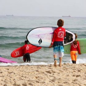 תמונות מבית הספר לגלישה שלנו
