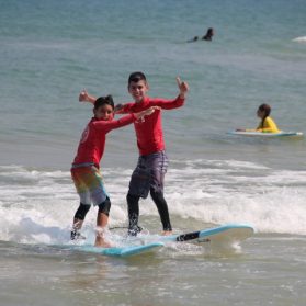 תמונות מבית הספר לגלישה שלנו